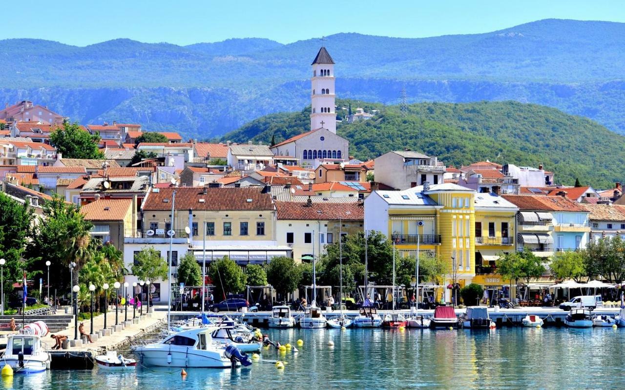 King Tomislav Apartments Crikvenica Esterno foto